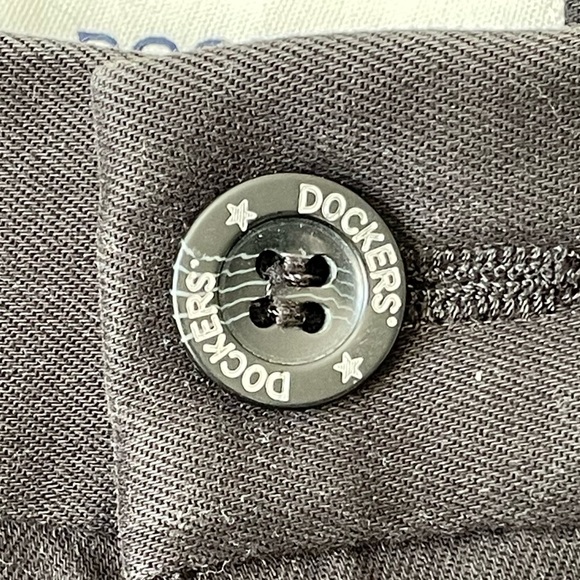 Dockers dress pants - Picture 5 of 5